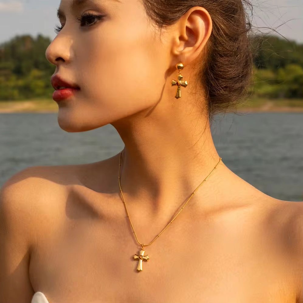 Jewelry 18K PVD Gold Plated Hammer Cross Necklace Tiger Eye Stone Cross Pendant Necklace for Women My Store