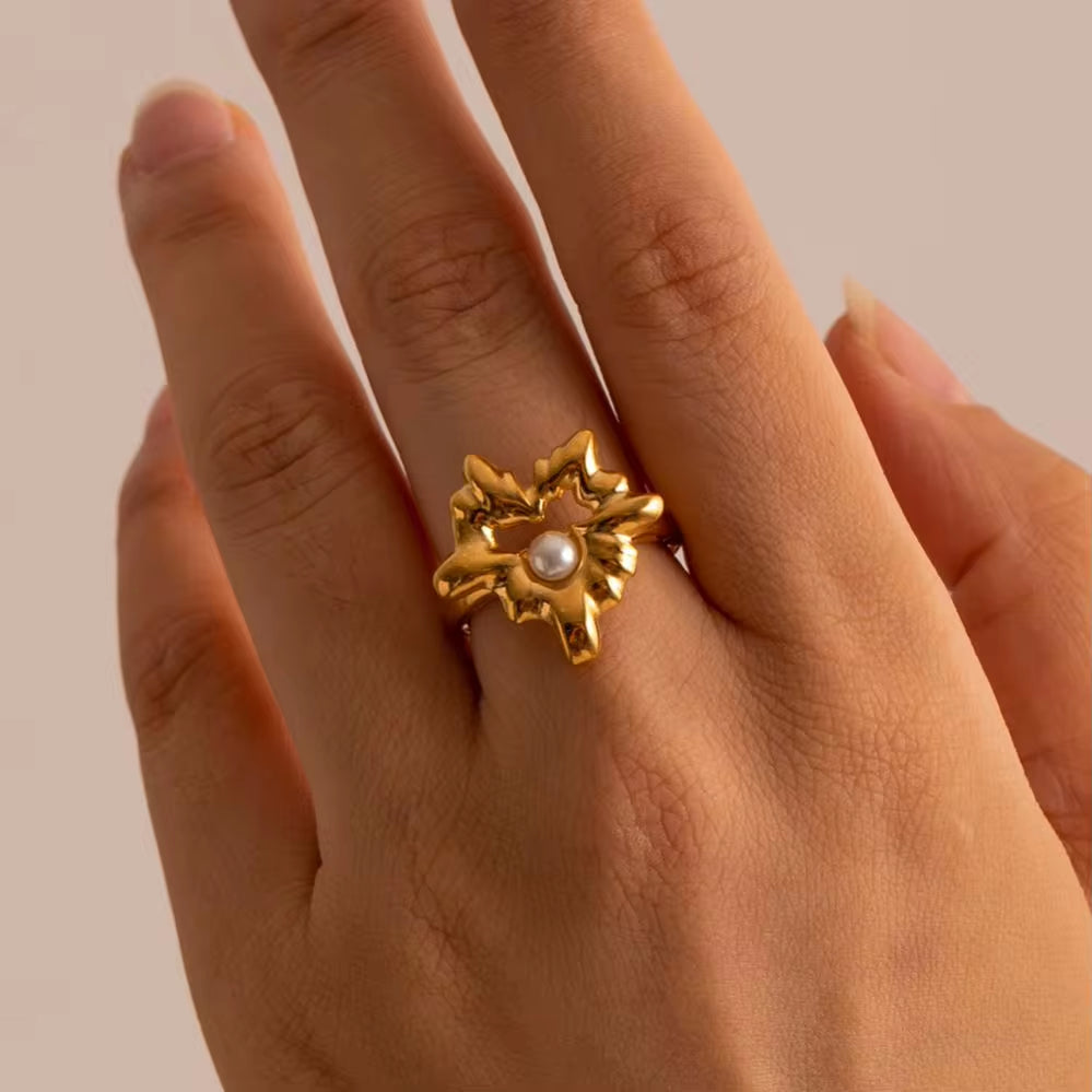 Design Lava Heart Pearl 18K Stainless Steel Gold Plated Hollow Heart Maple Leaf Open Ring for Women My Store