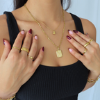 Center of Attention Necklace Jesse