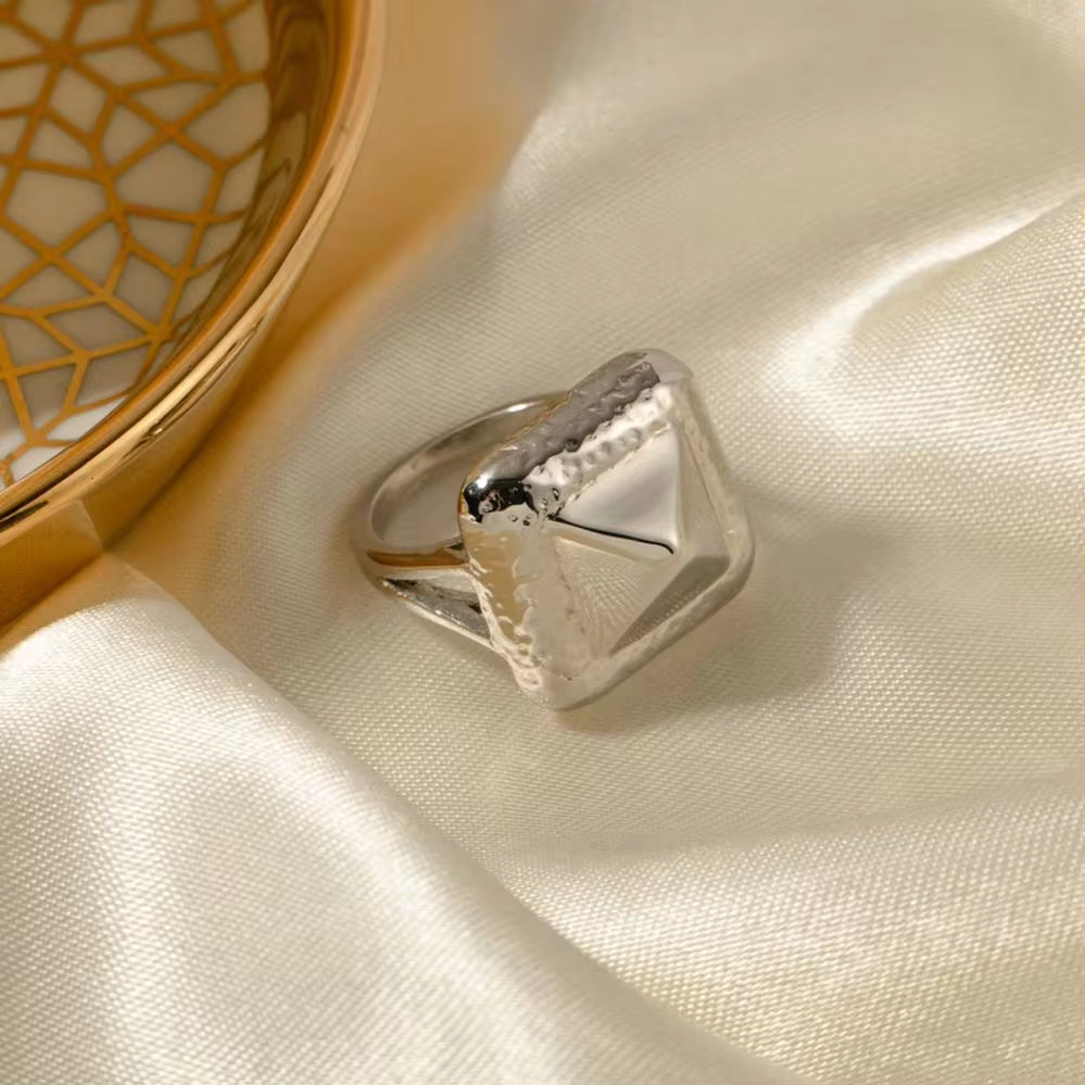 Stainless Steel Silver PVD Plated Geometric Fashion Jewelry Rivet Finger Ring Minimalist Jewelry My Store
