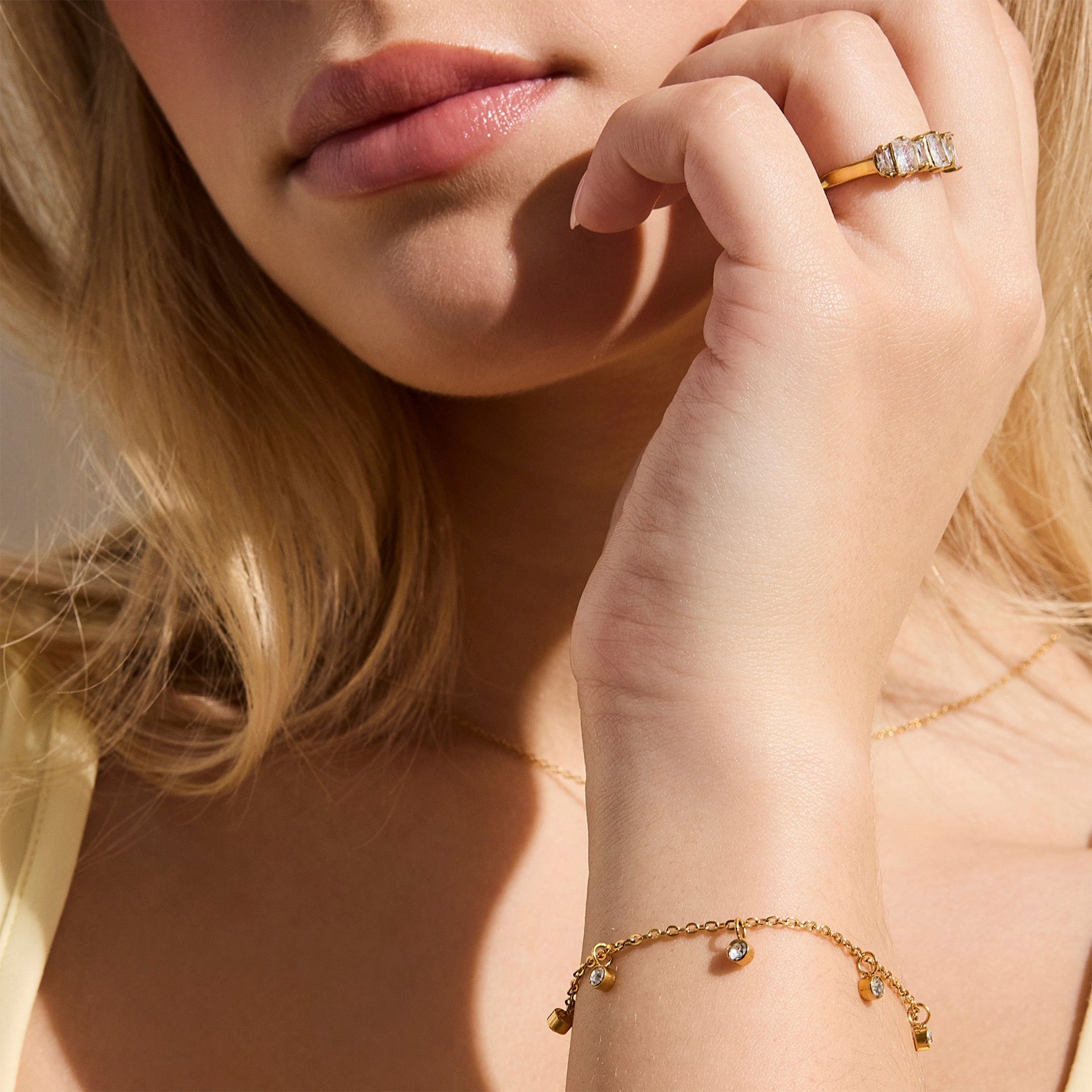 Dainty Crystal Drop Bracelet Alice