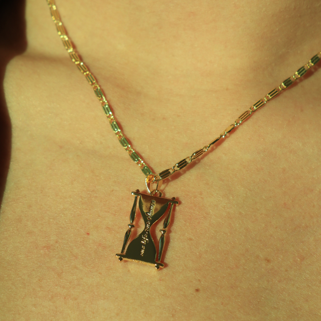 Moment in Time Necklace Lee