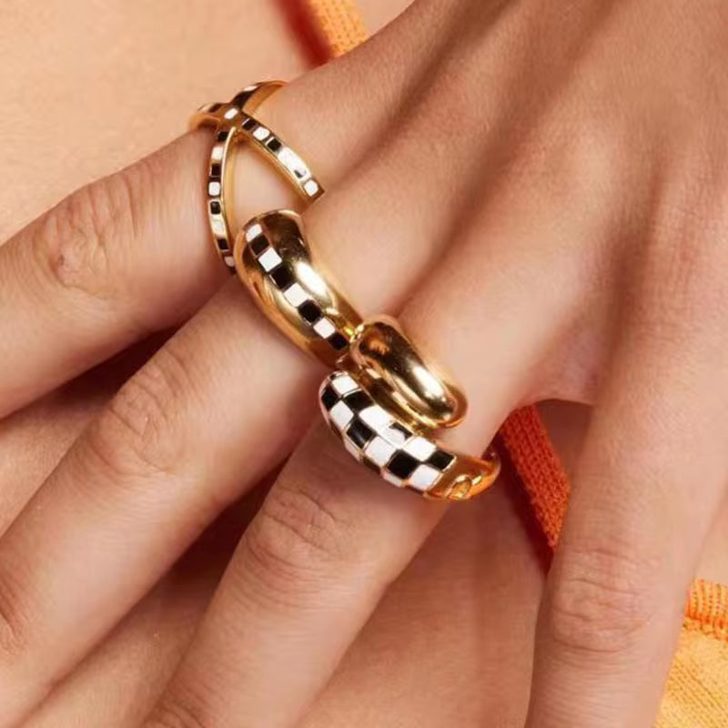 Wholesale 18K Gold Plated Black White Plaid Binding Stainless Steel Rings for Women My Store