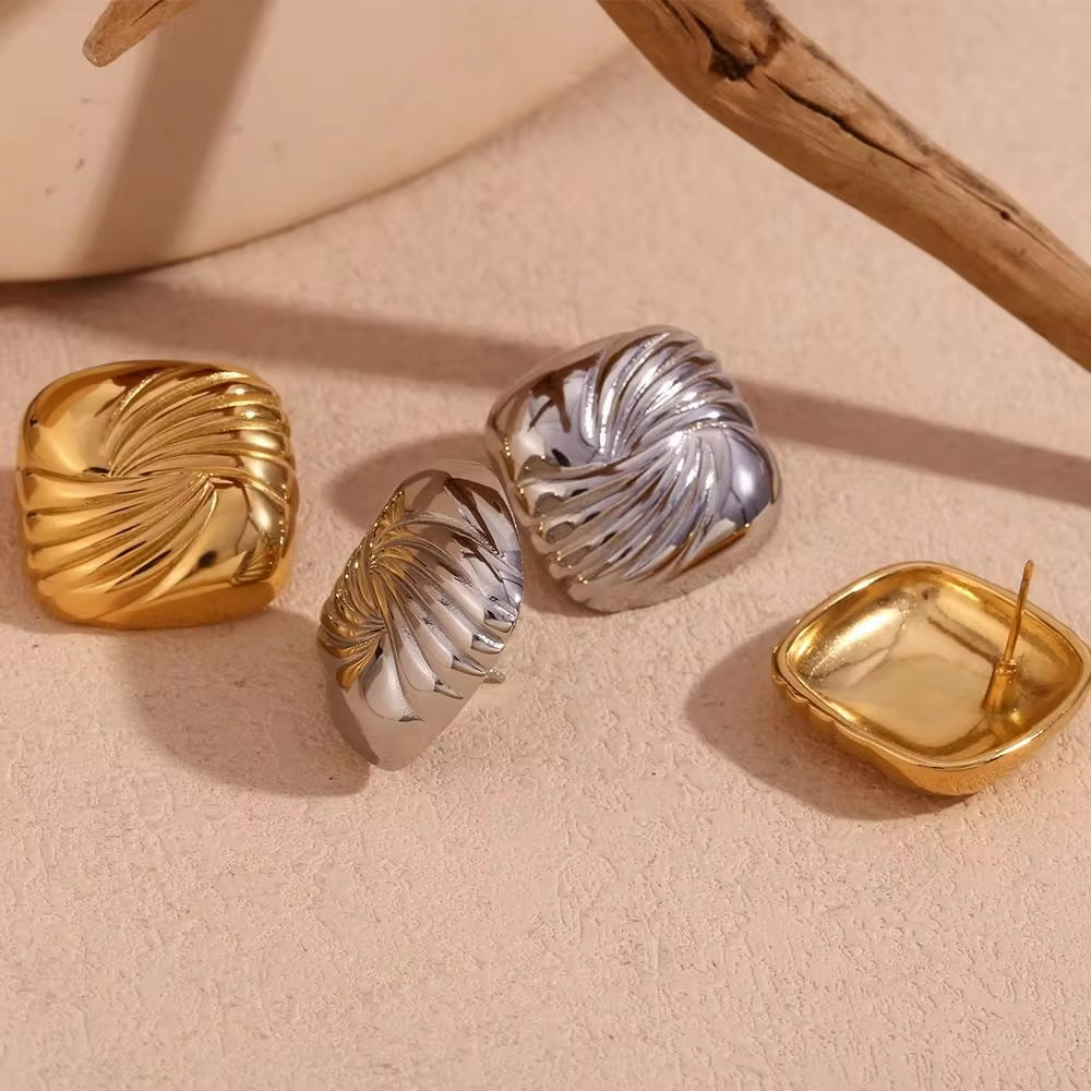 Dropshipping Trend 2024 Square Engraved Wing Stud Earrings Gold Plated Statement Jewelry Stainless Steel Earrings My Store