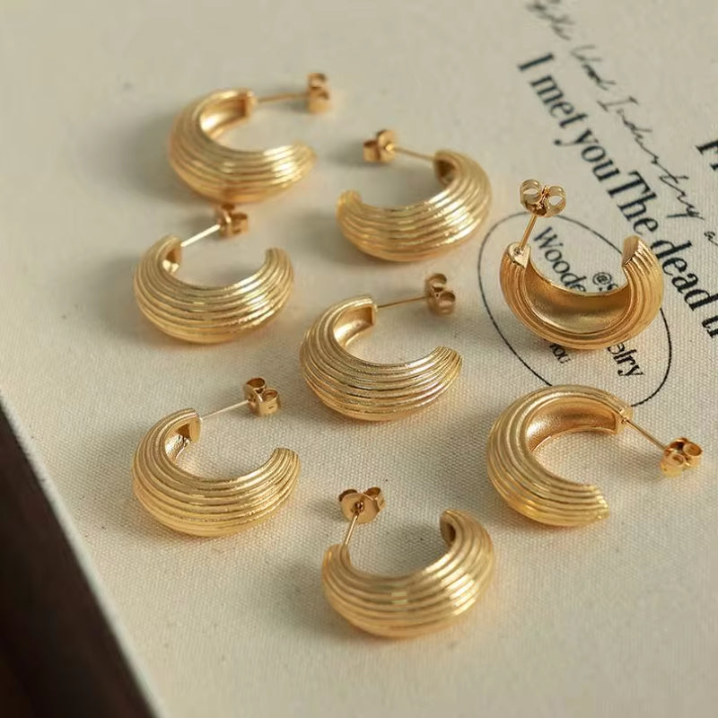 JEWELRY EH03 Factory Supply Hong Kong Style Simple Earrings Unique Striped C-Ring Earrings My Store