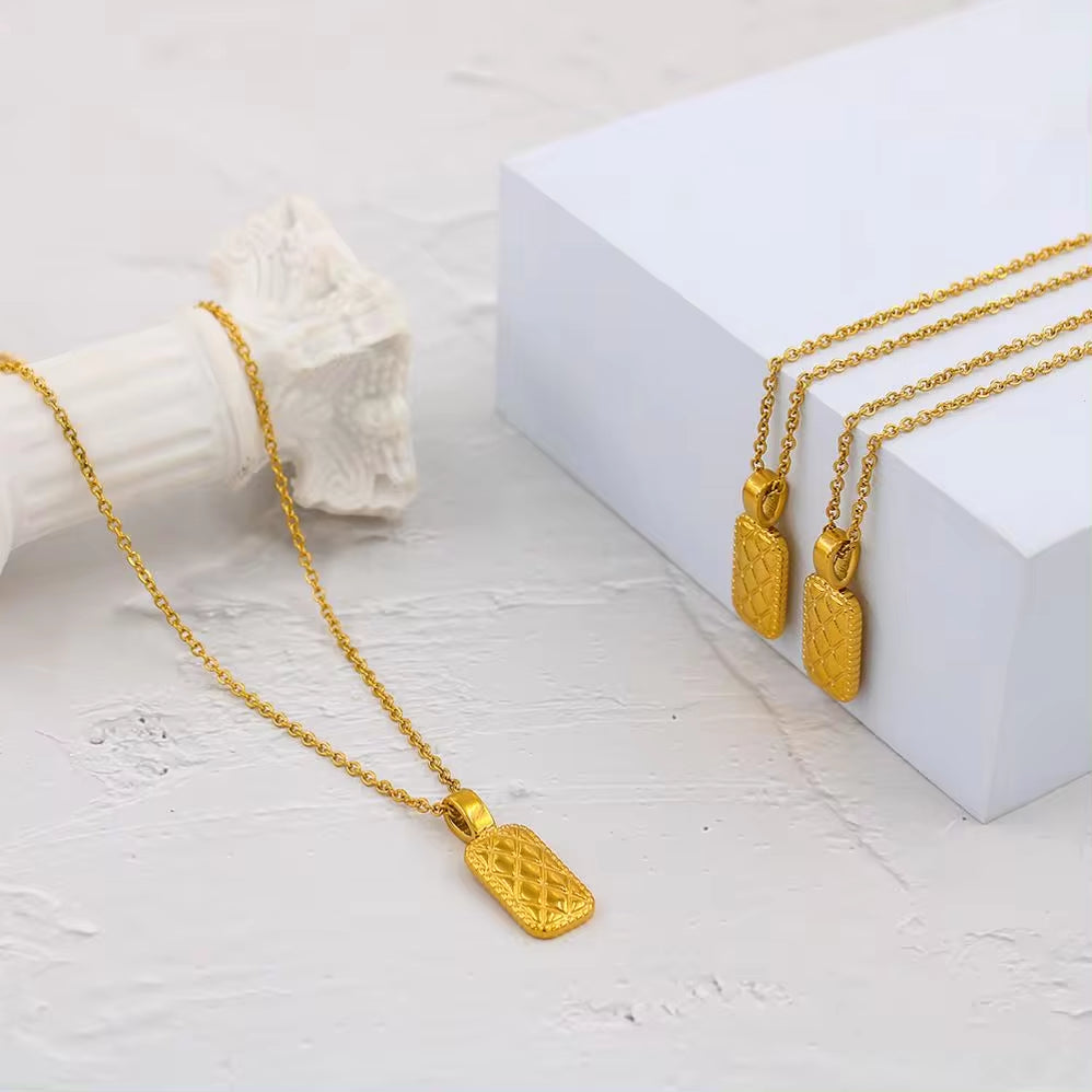 Spanish Design Lady Dainty Jewelry Real Gold Plated Pineapple Pendant Necklace New Arrival Necklaces My Store