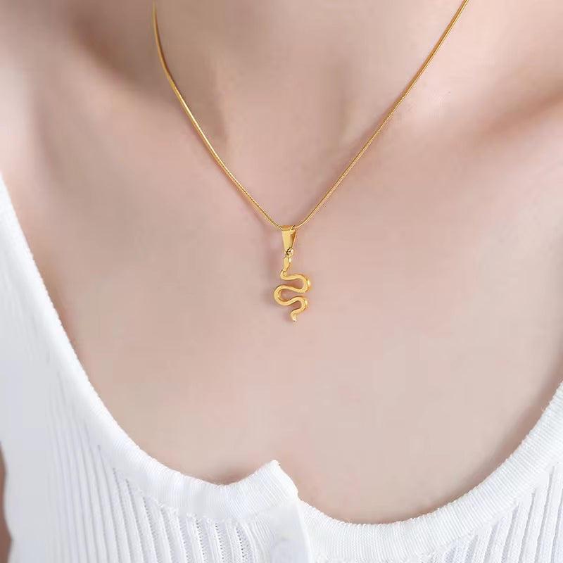 Plated 18K Gold Stainless Steel Ocean Summer Beach Style Jewelry Ocean Animal Seahorse Pendant Necklace My Store
