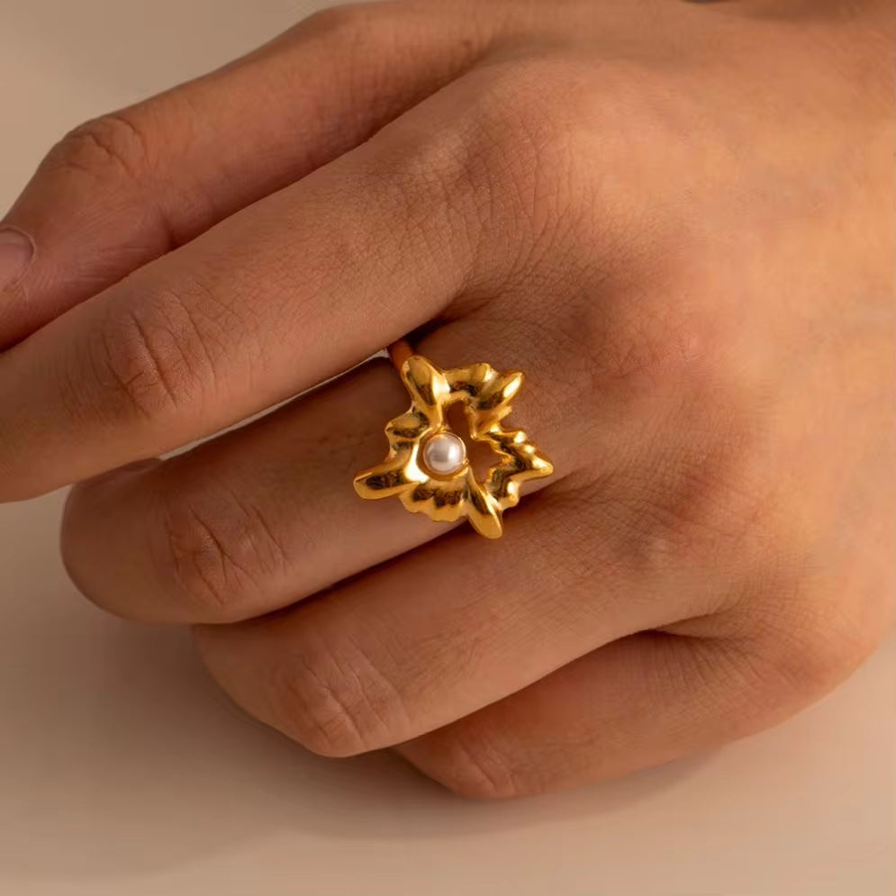 Design Lava Heart Pearl 18K Stainless Steel Gold Plated Hollow Heart Maple Leaf Open Ring for Women My Store