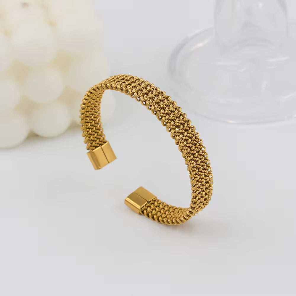 Customized Trendy Stainless Steel Inlaid Open Bracelet Gold Cuff Bangle 18K Gold PVD Plated Stainless Steel Bracelet My Store