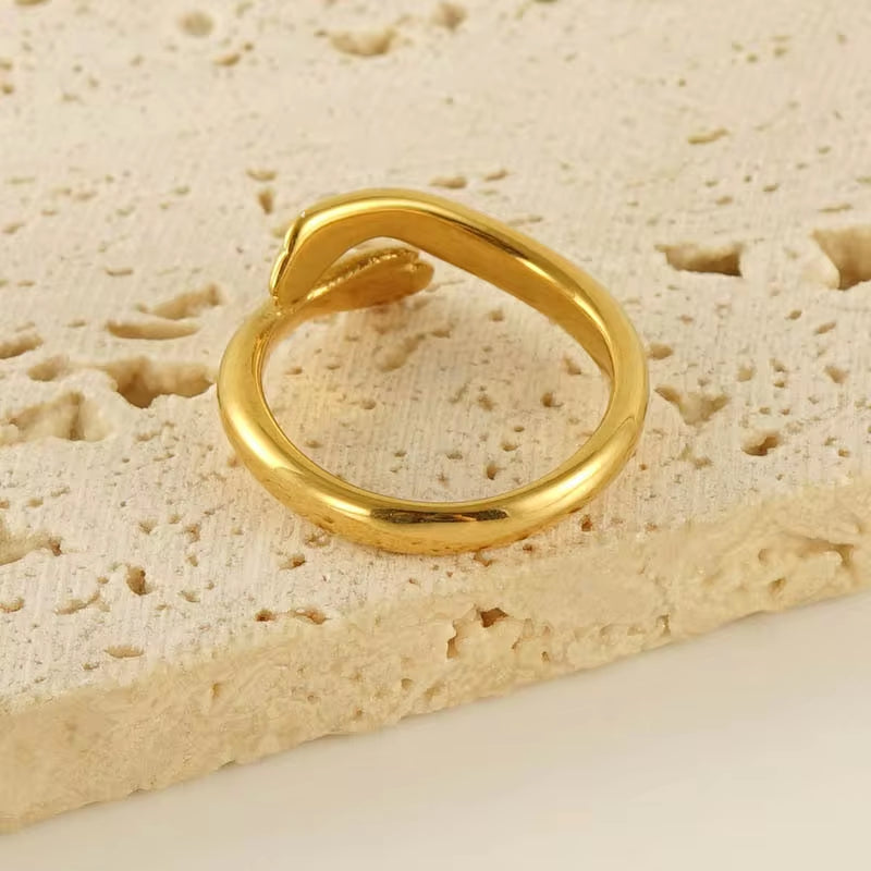 High Quality Vintage Wide Love Hands Embracing Ring Stainless Steel Tarnish Free Hand Hug Open Ring My Store