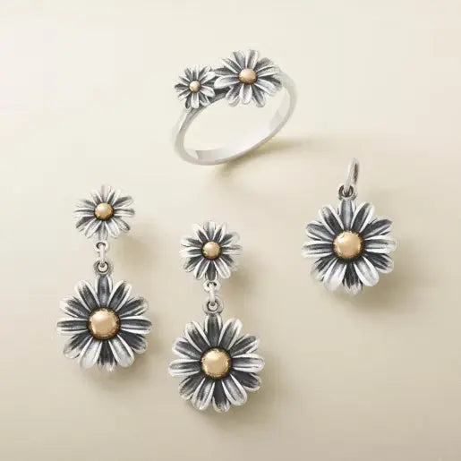 Blooming Daisies Ring James Avery