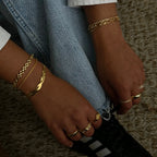 Casino Bracelet Lee