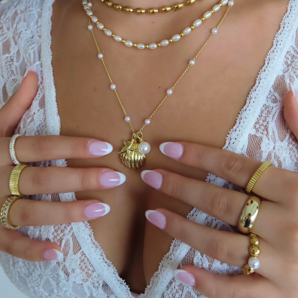 Coastal Girl Necklace Lee