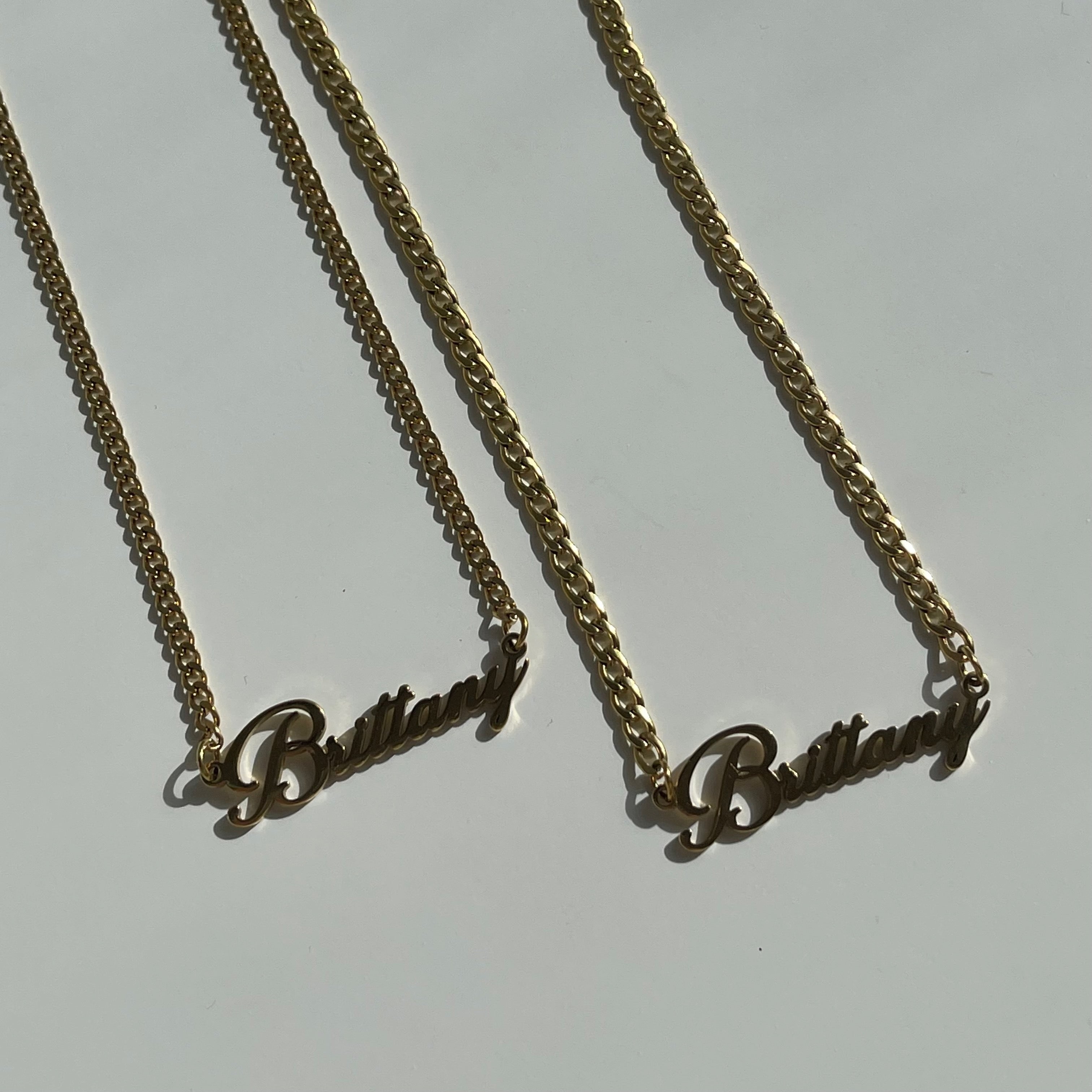 Custom/Personalized Nameplate Curb Necklace Lee