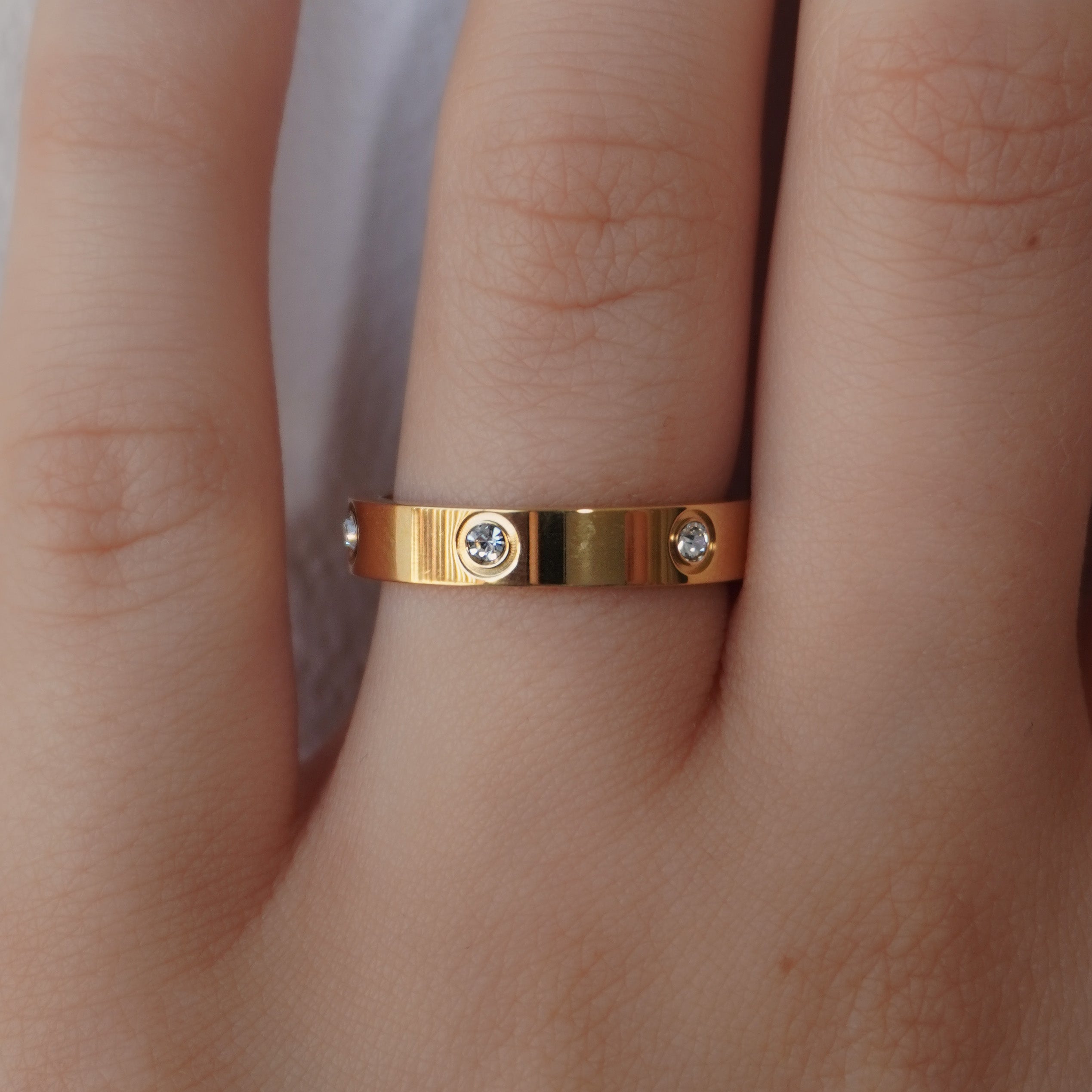 Rich Girl Ring Sophia