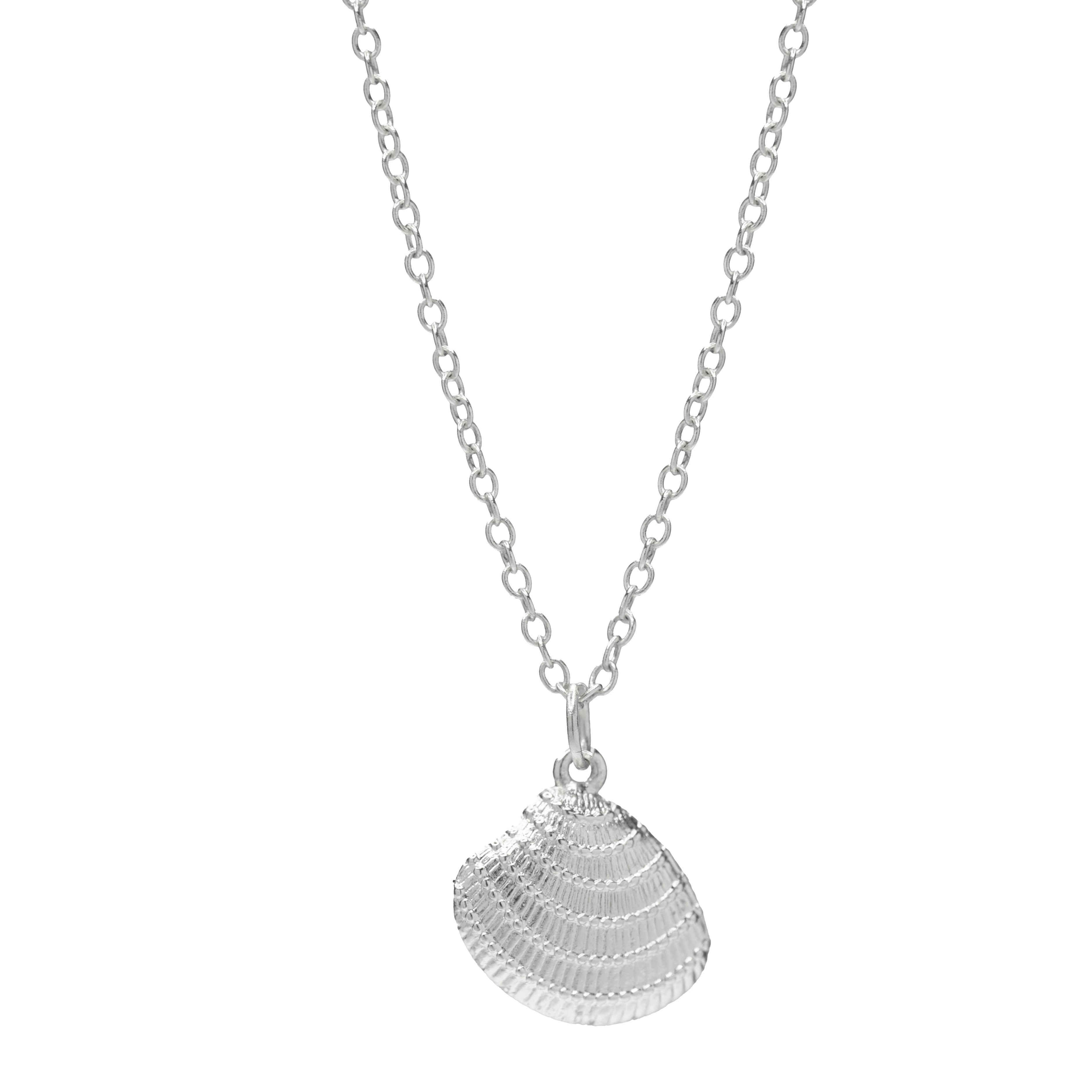 Dream Shell Necklace Karati