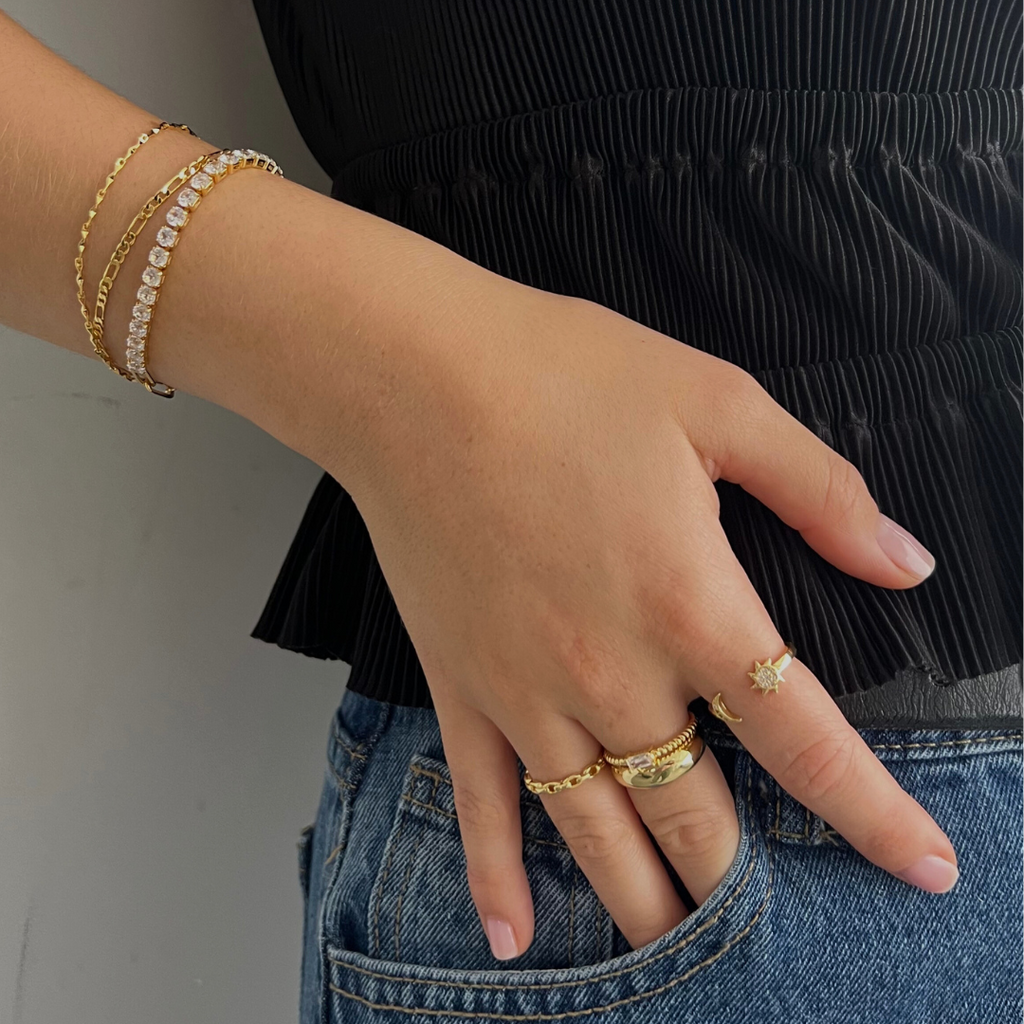 Dusk to Dawn Ring Lee