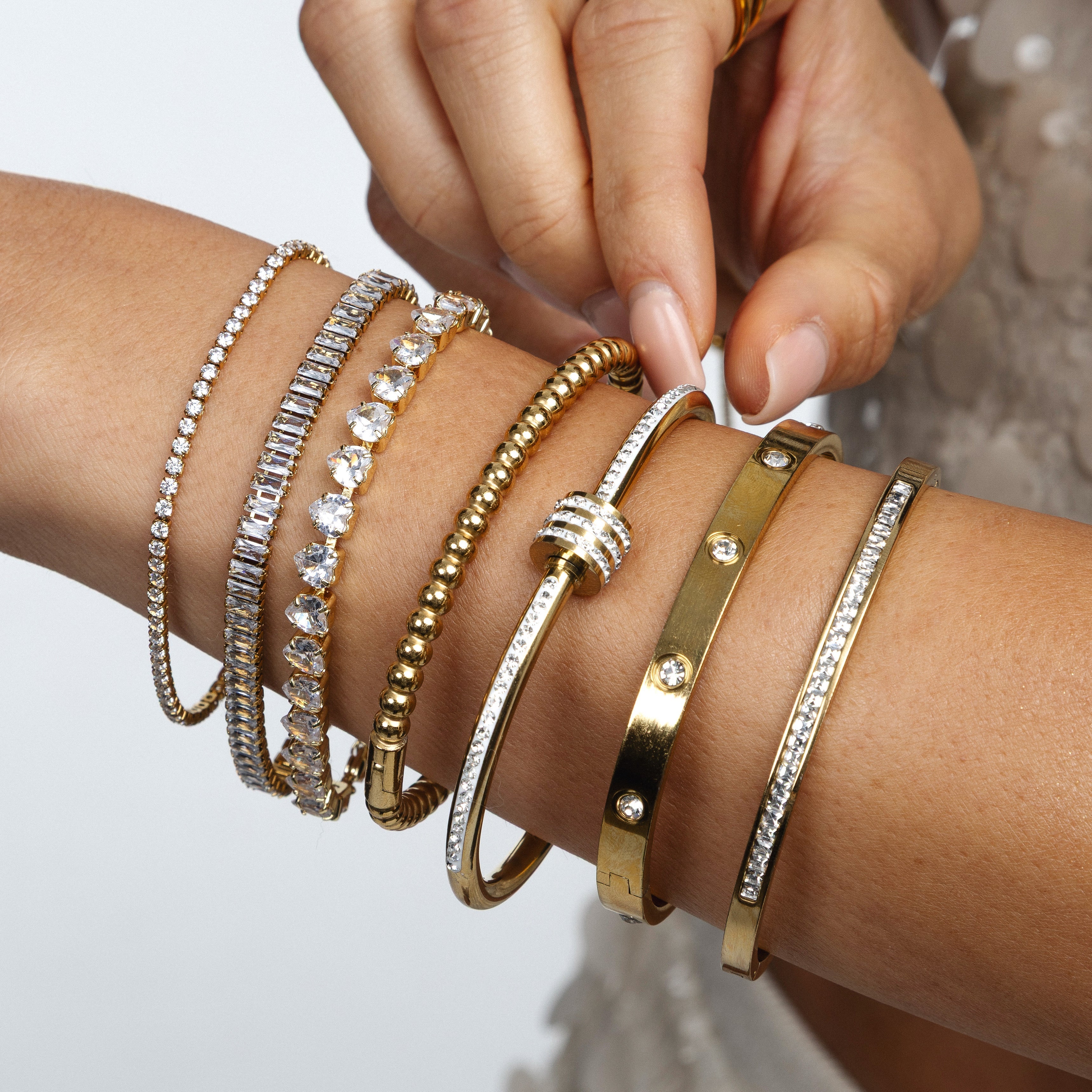 Twisty Bling Bangle Nicole