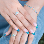 Eye-Catching Bracelet Lee