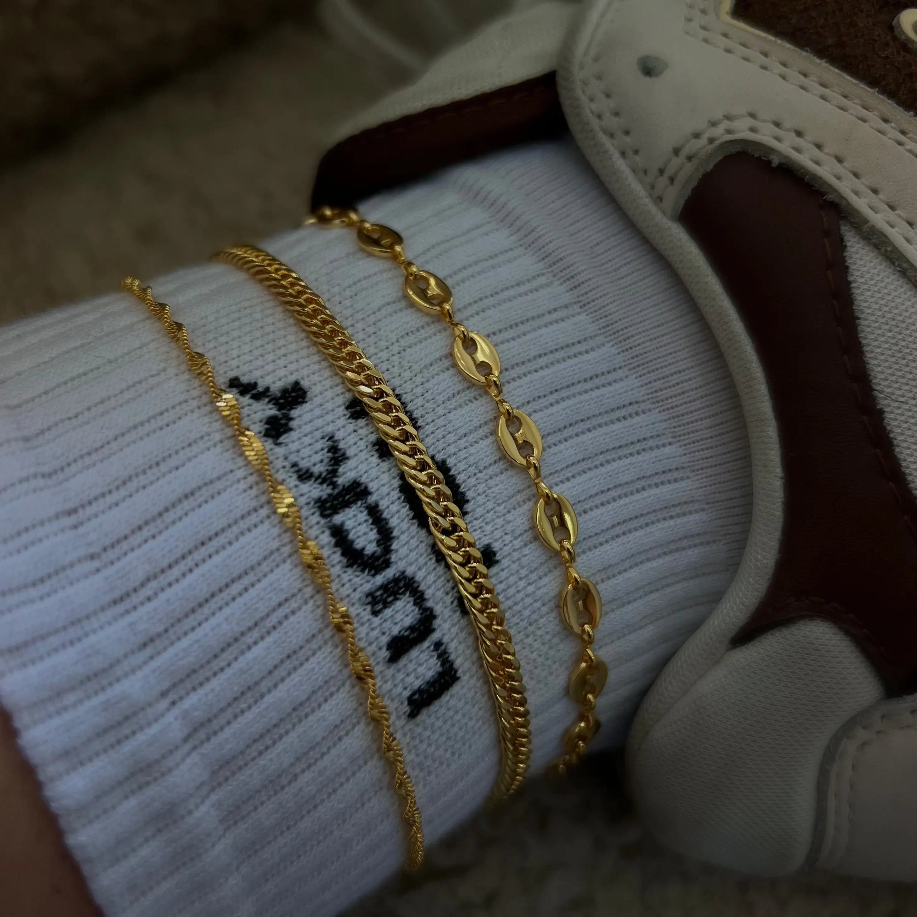 Milan Anklet Lee