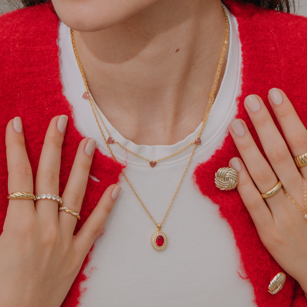 First Kiss Necklace Lee