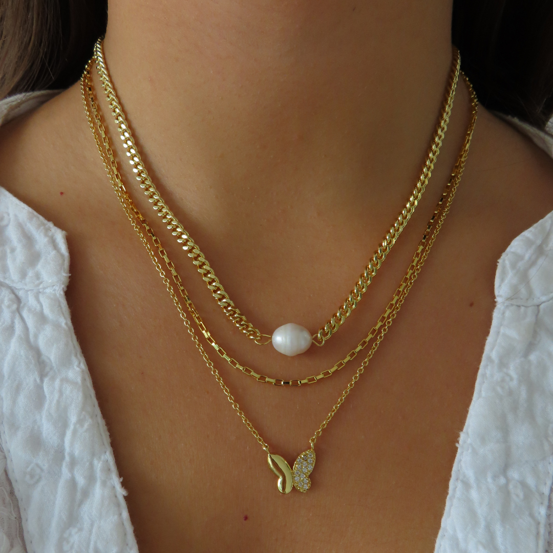 Fluttering Wings Necklace Lee