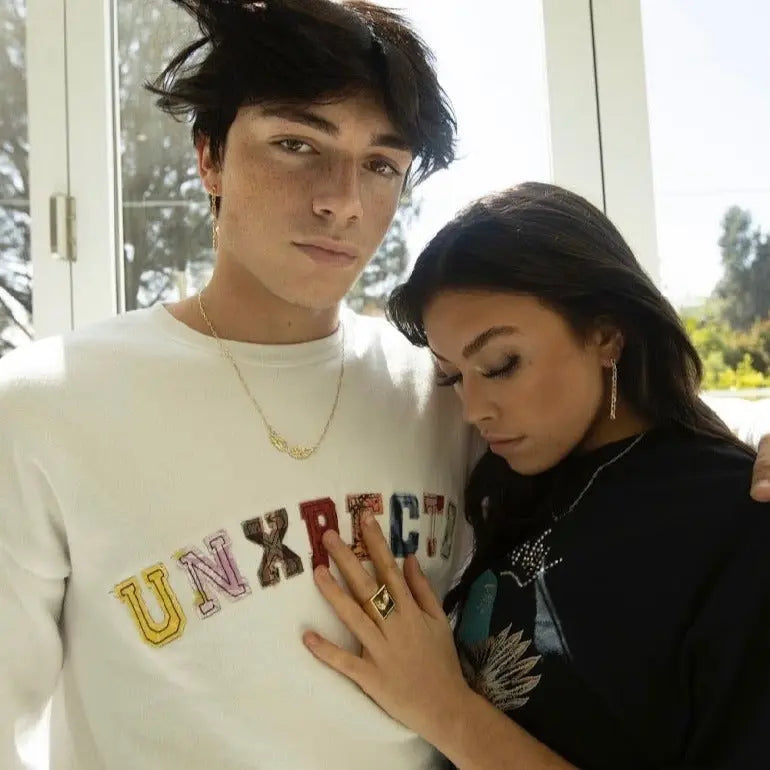 Fly Away Necklace Lee