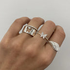 Flying Together Rings Lee