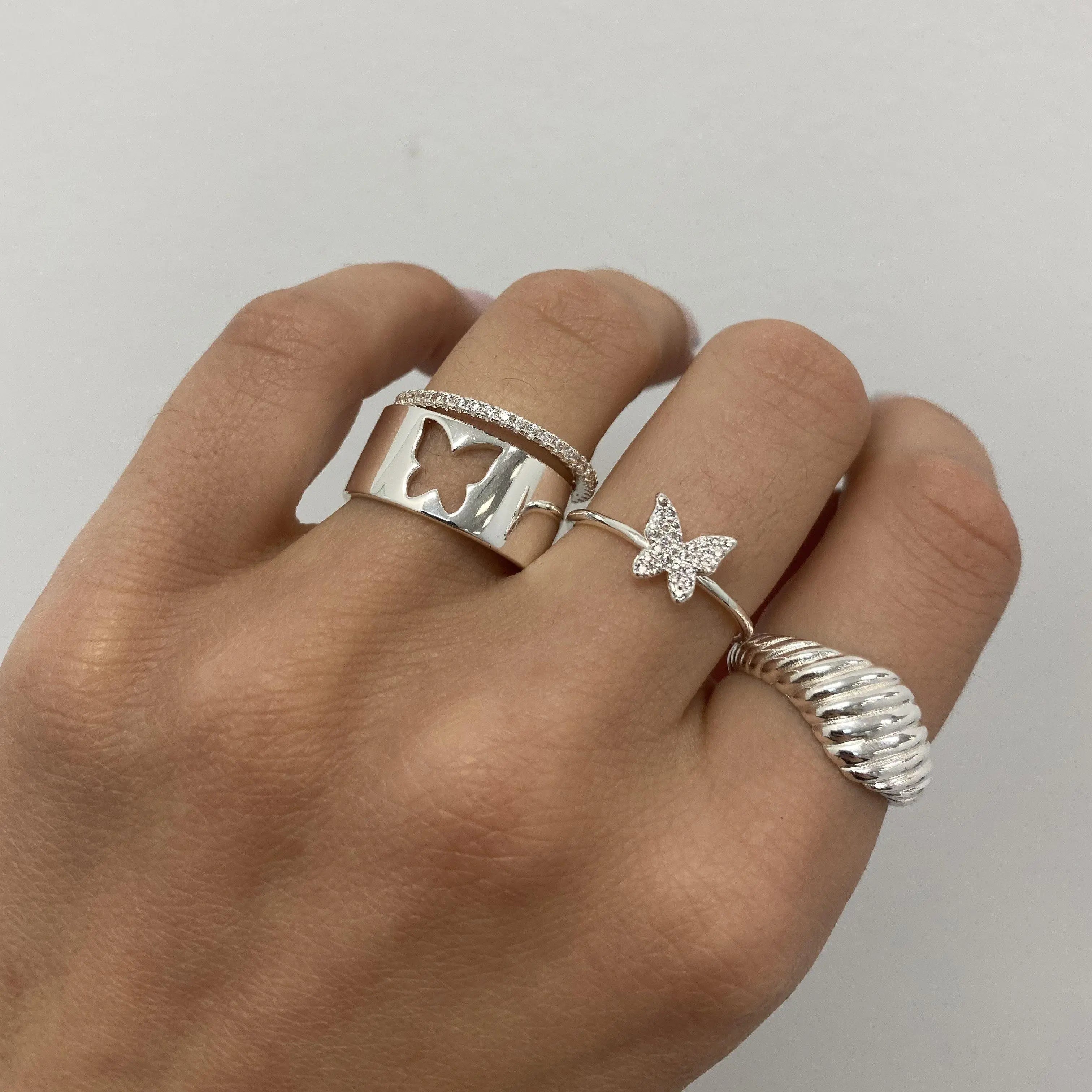 Flying Together Rings Lee