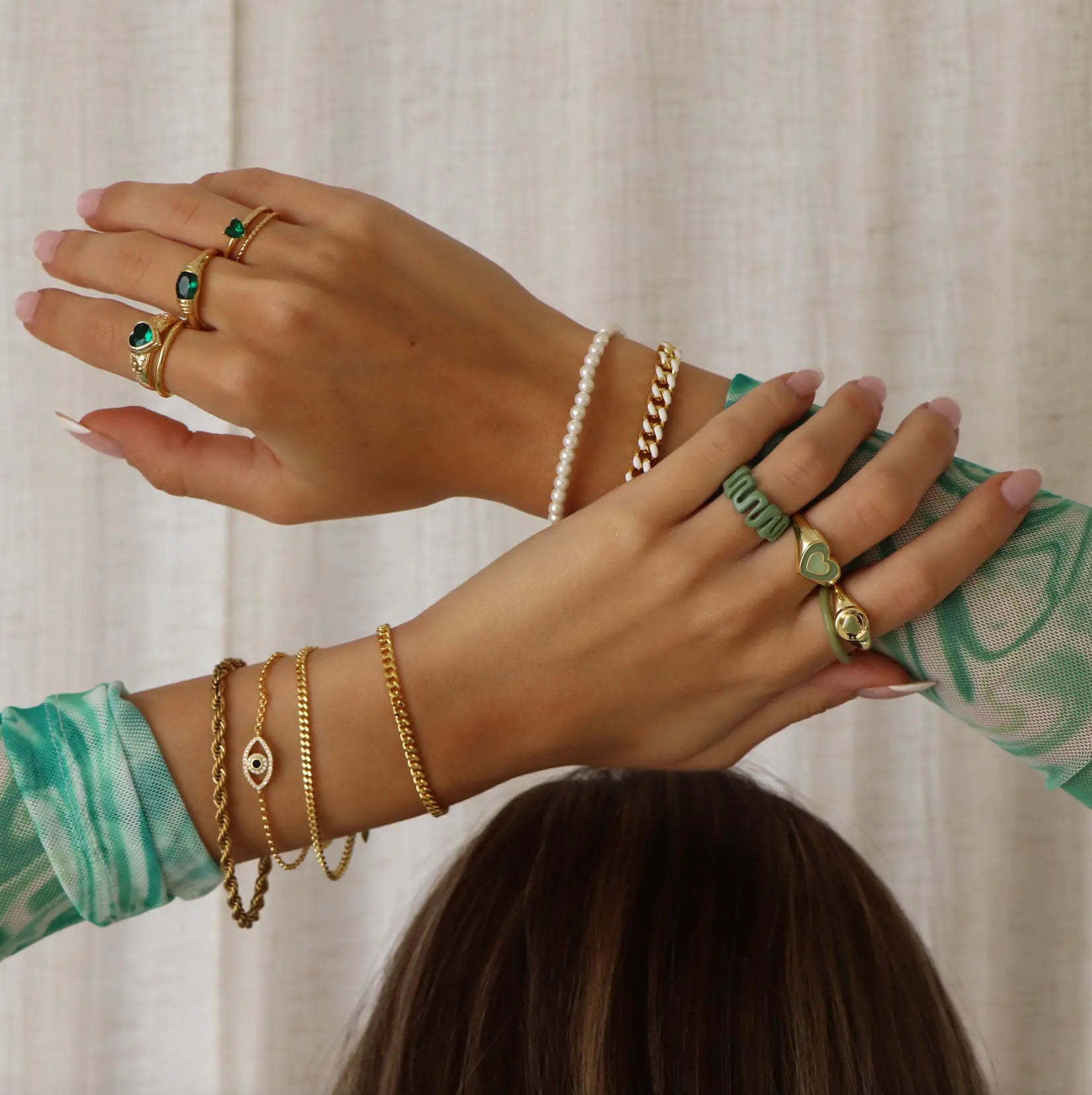 Girly Pearly Bracelet Lee