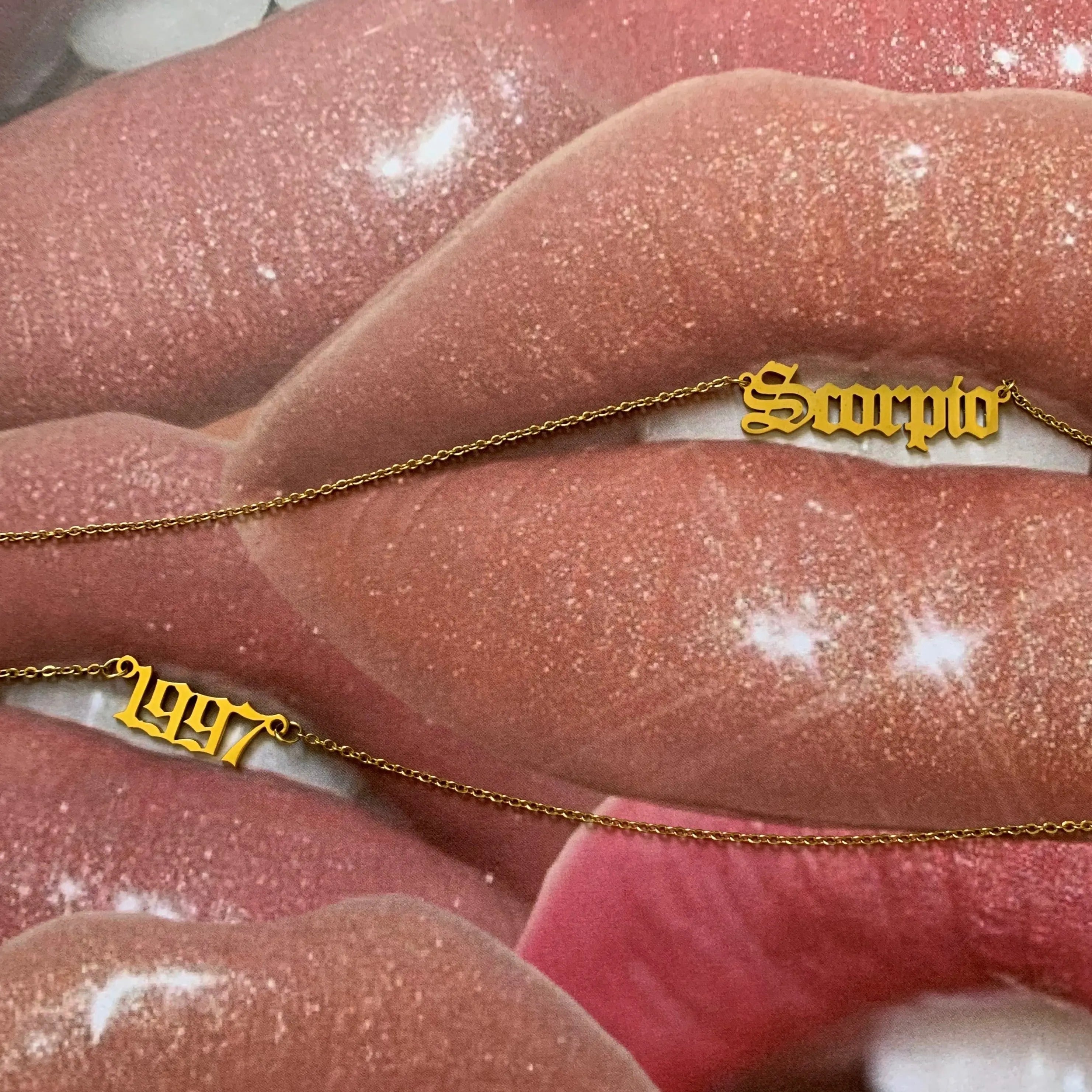 Golden Year Necklace Lee