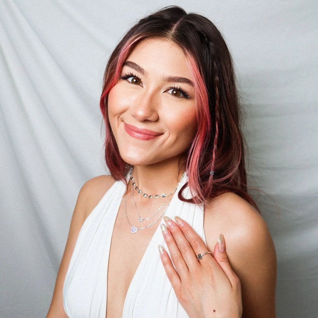 Guard Up Necklace Lee