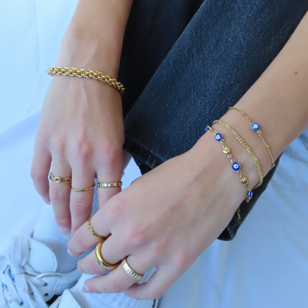 Guarded Bracelet Jesse