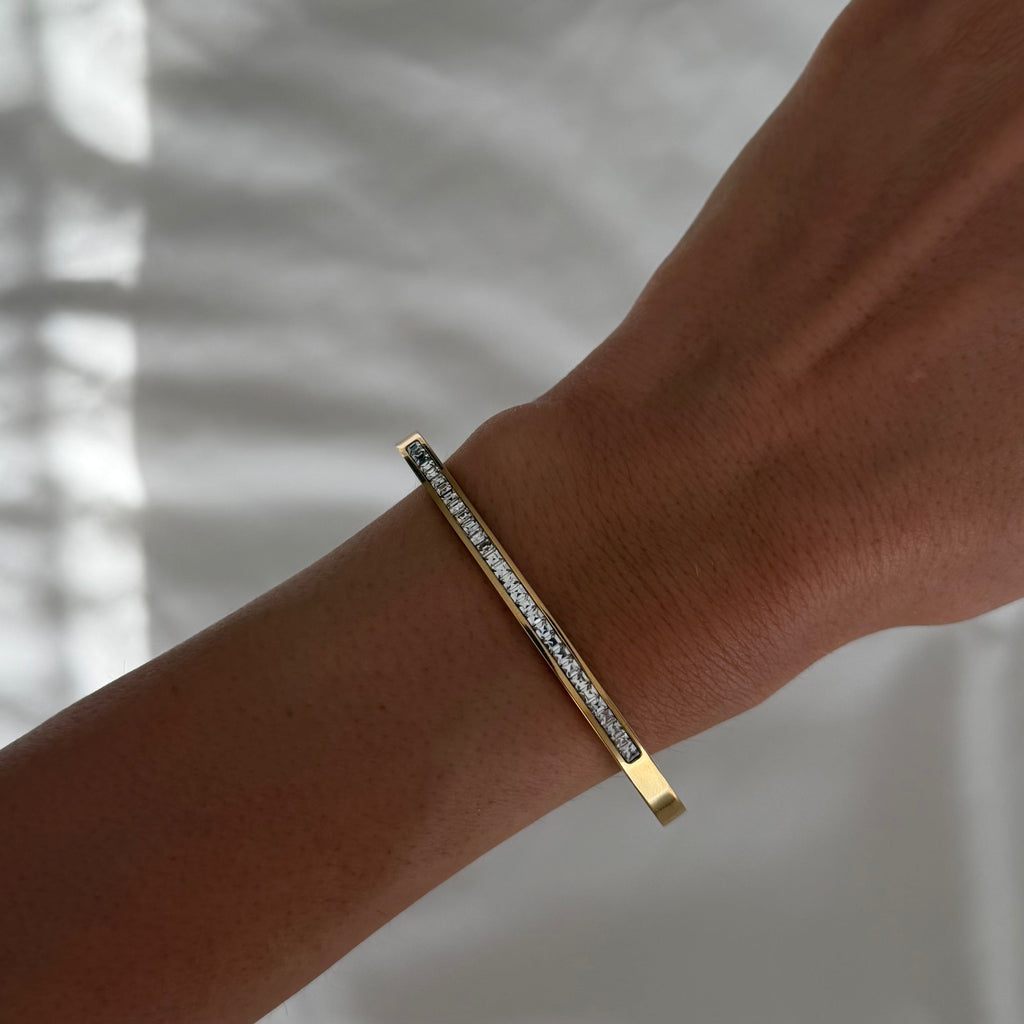 It-Girl Status Tennis Bangle Alice