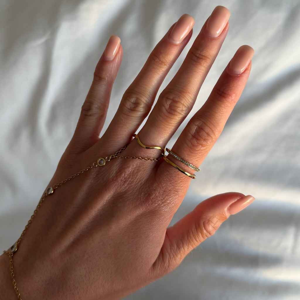 Daydream Wave Ring Sophia