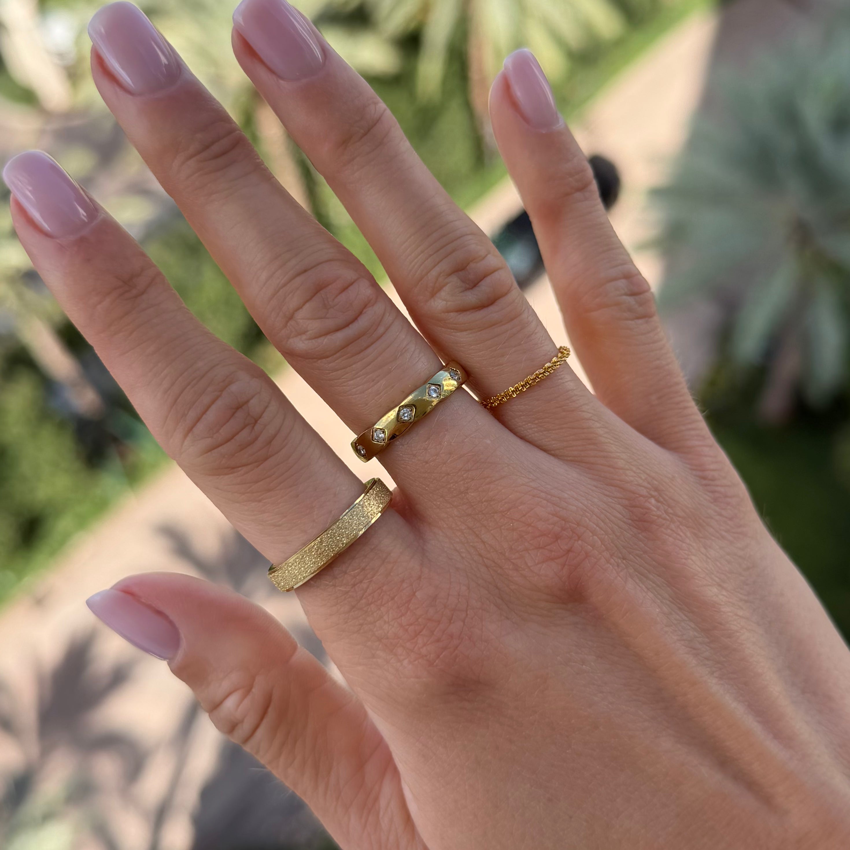 Glimmer & Shimmer Ring Sophia