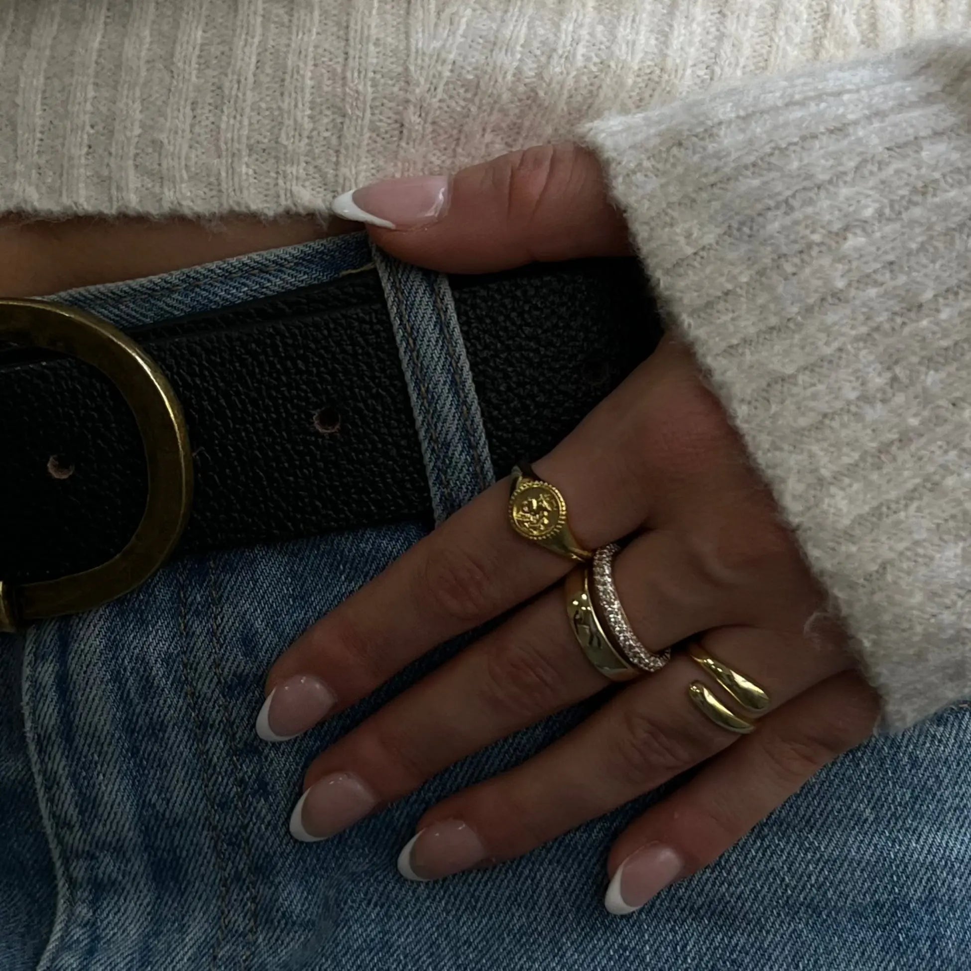 It's Vintage Ring Lee