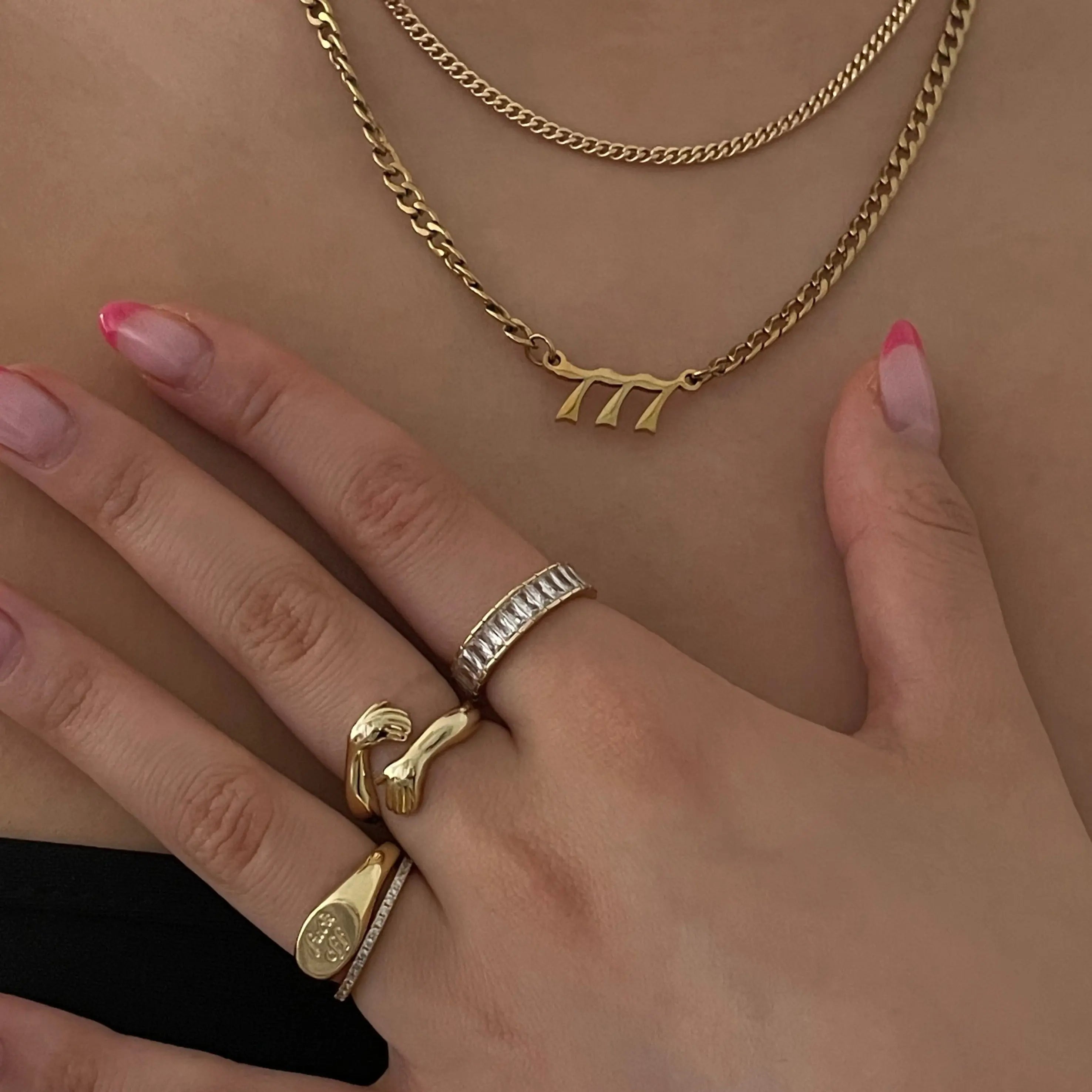 Leave Me Alone Ring Lee