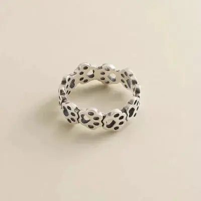 Connected Paw Prints Ring James Avery