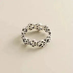 Connected Paw Prints Ring James Avery