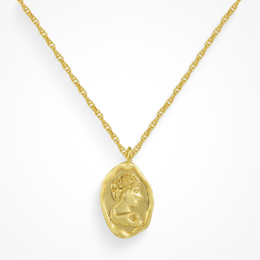 Old Fashioned Necklace Lee