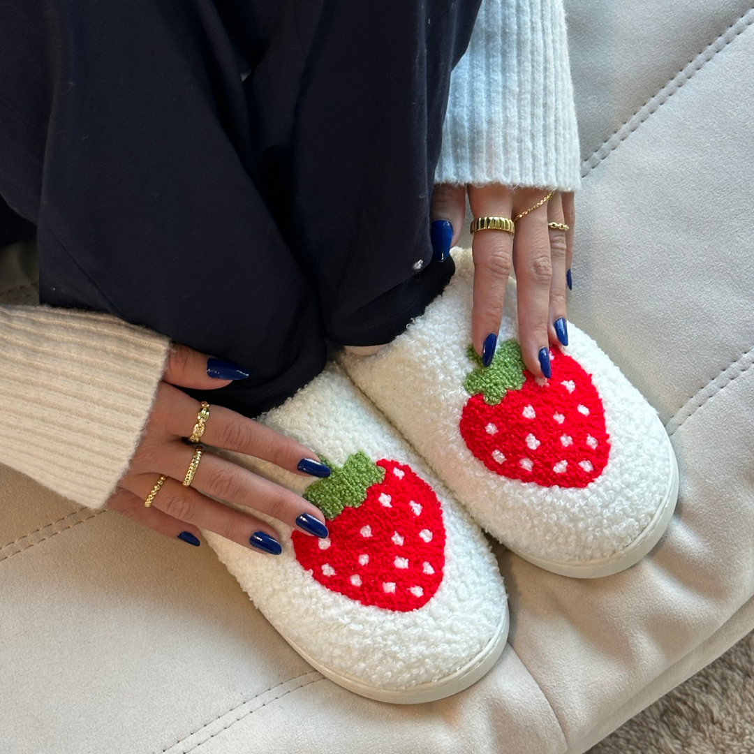 Strawberry Dreams Slippers Lee