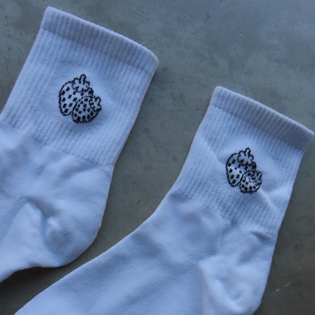 Strawberry Dreams Socks Lee