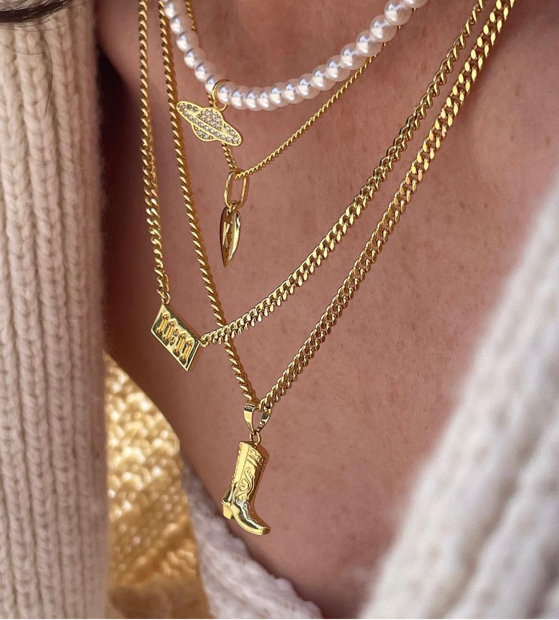 Western Wednesday Necklace Lee