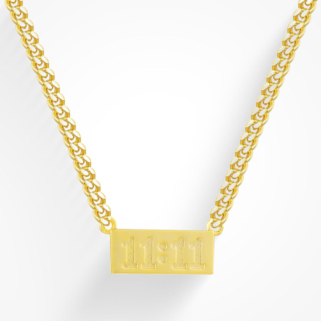 A Bit of Luck Necklace Lee