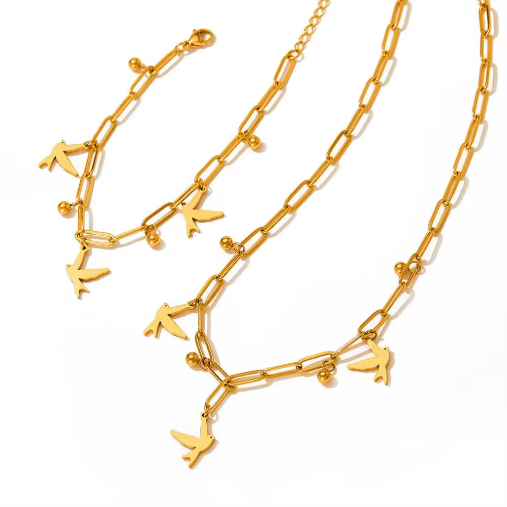 2024 Women Gold Plated Paper Clip Chain Bracelet Swallow Bird Pendant Necklace Jewelry Set My Store