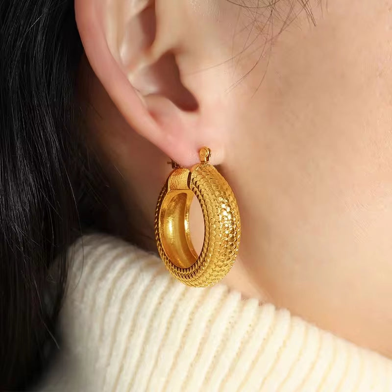 JEWELRY EH187 Wholesale Stainless Steel Gold Plated 18K Circle Earrings Textured U-Thread Earrings My Store