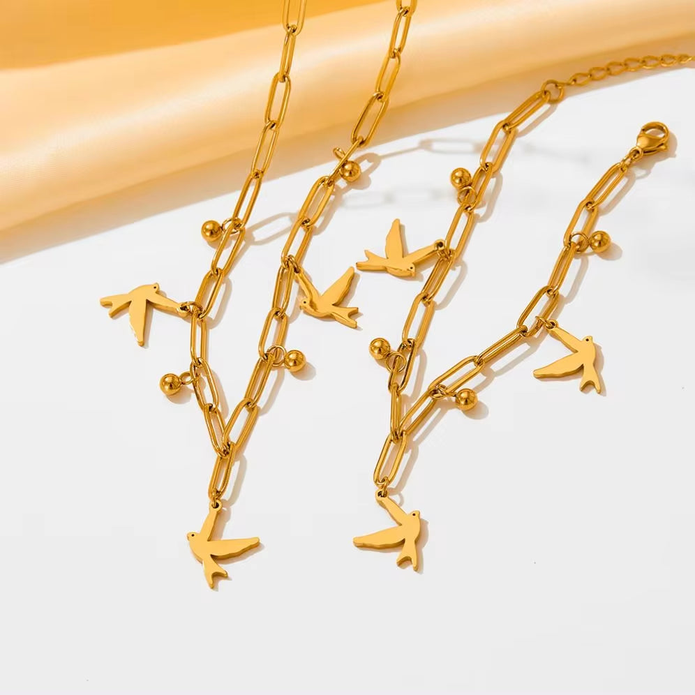 2024 Women Gold Plated Paper Clip Chain Bracelet Swallow Bird Pendant Necklace Jewelry Set My Store