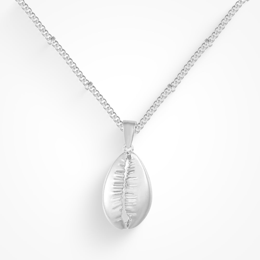 Cowrie Necklace Lee