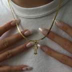 Crossed Necklace Lee